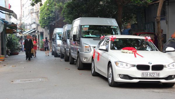 Cho thuê xe du lịch vườn quốc gia Ba Vì 16 chỗ